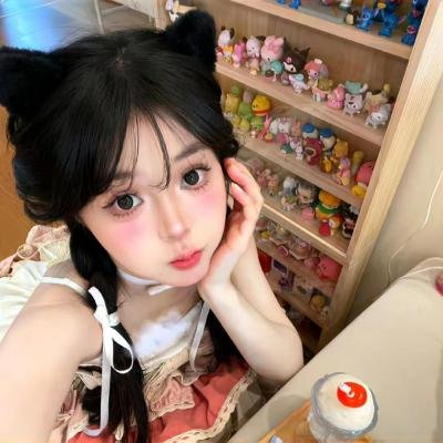 她不当女主很多年